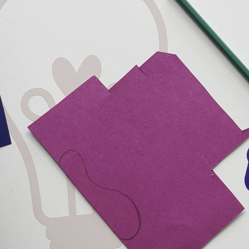 Etape 6 pour décorer un carnet fait main