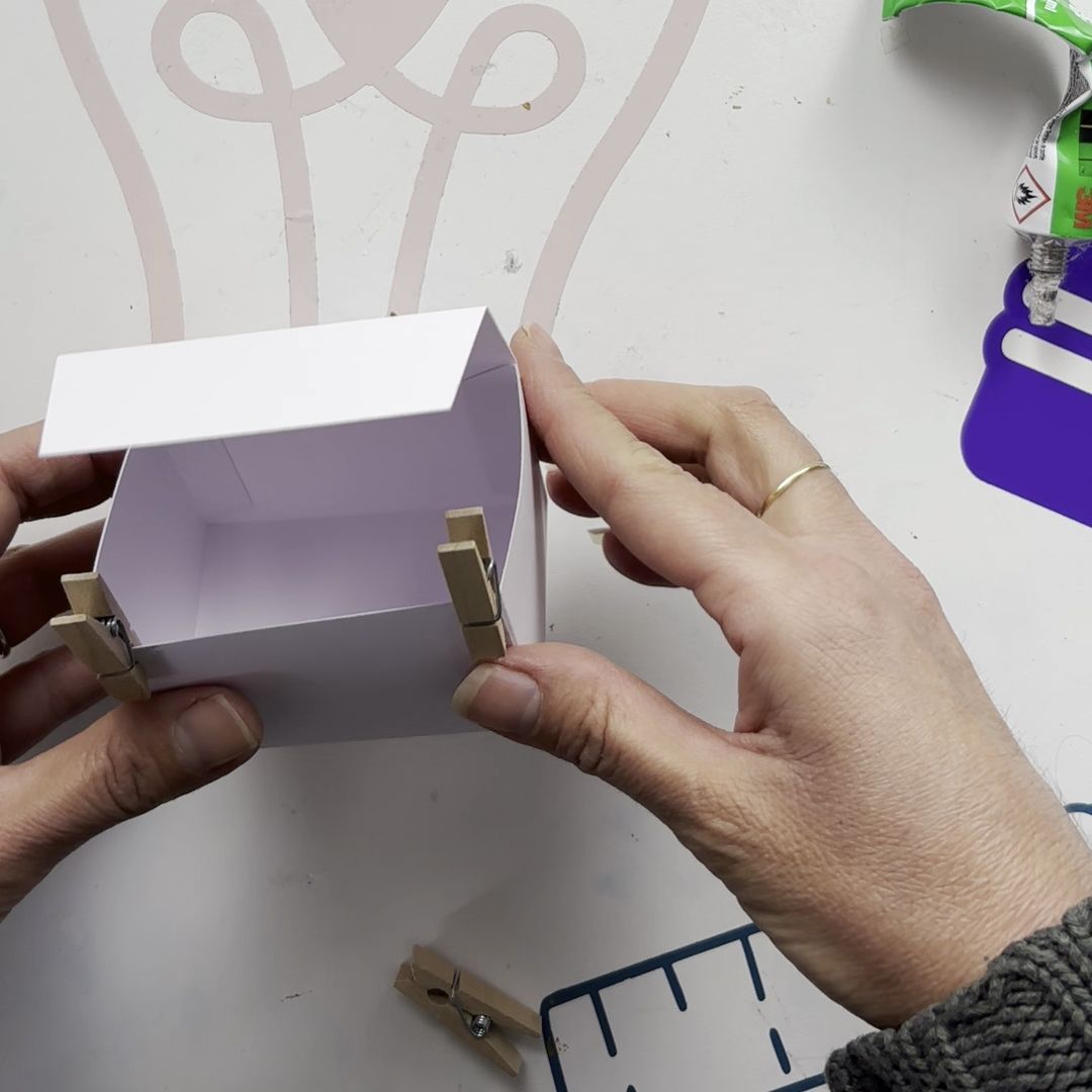 Etape 3 du tuto pour créer un paper toy chat