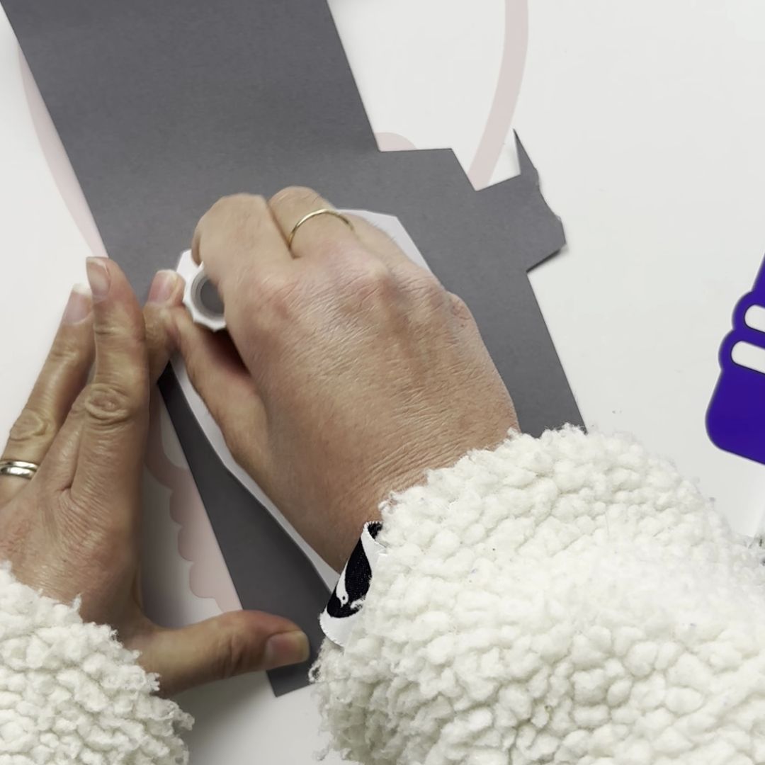 Etape 1 du tuto pour réaliser un DIY d'hiver autour du manchot