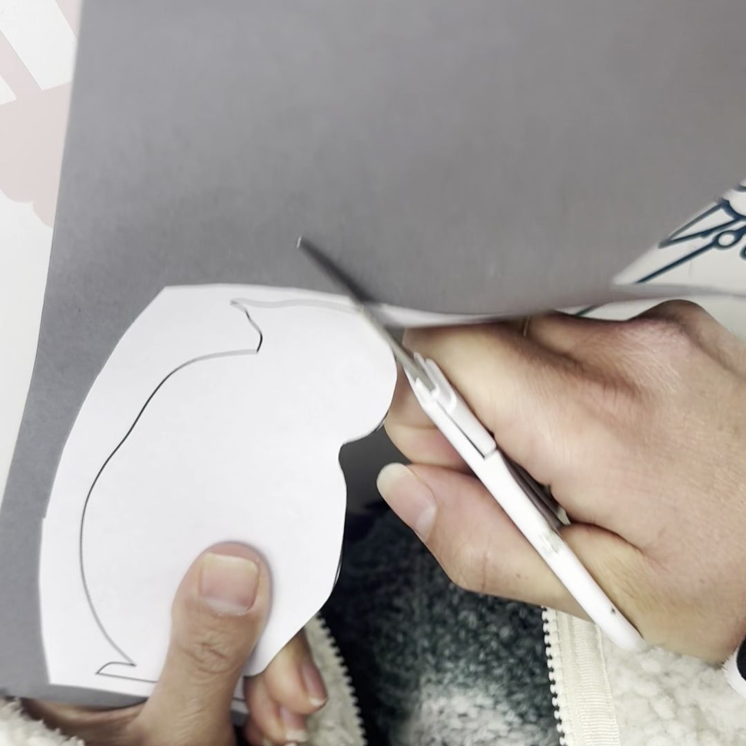 Etape 2 du tuto pour réaliser un DIY d'hiver autour du manchot