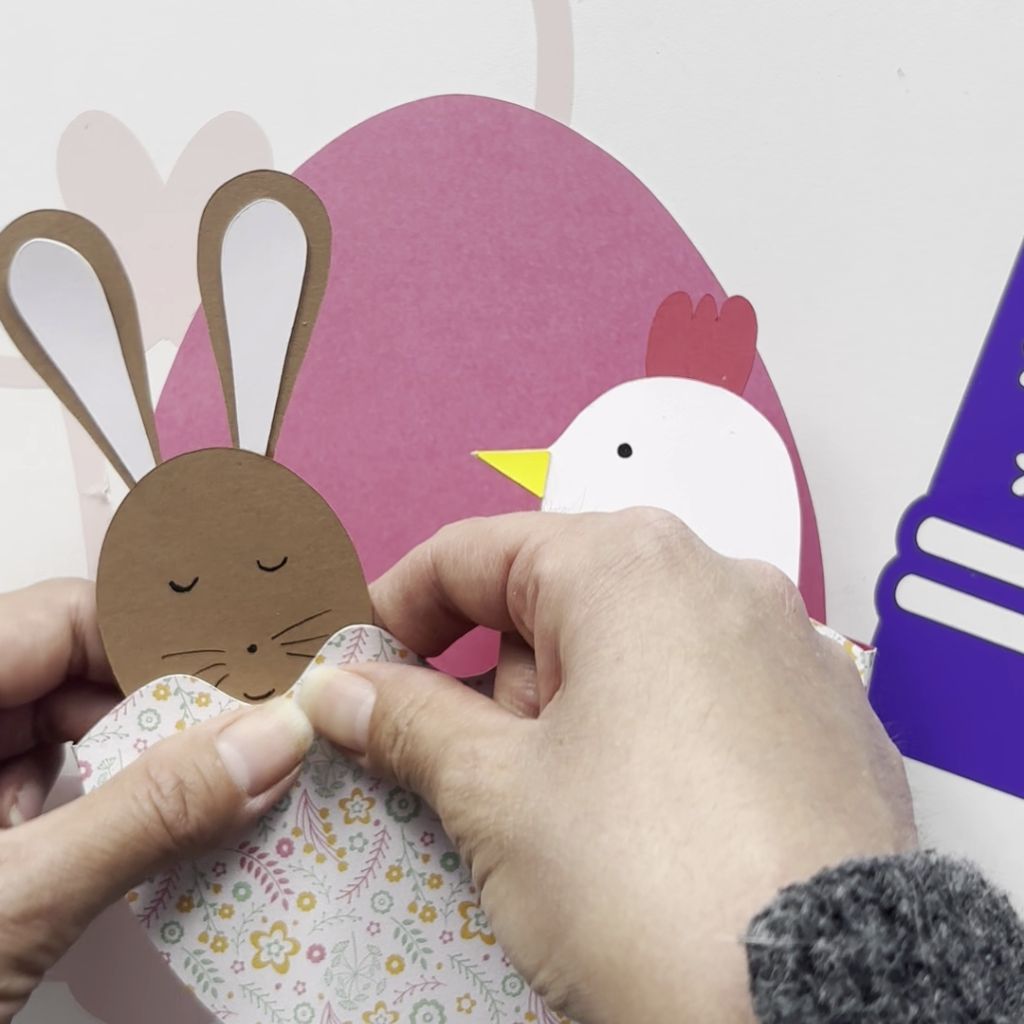 Etape 3 tuto œuf à garnir