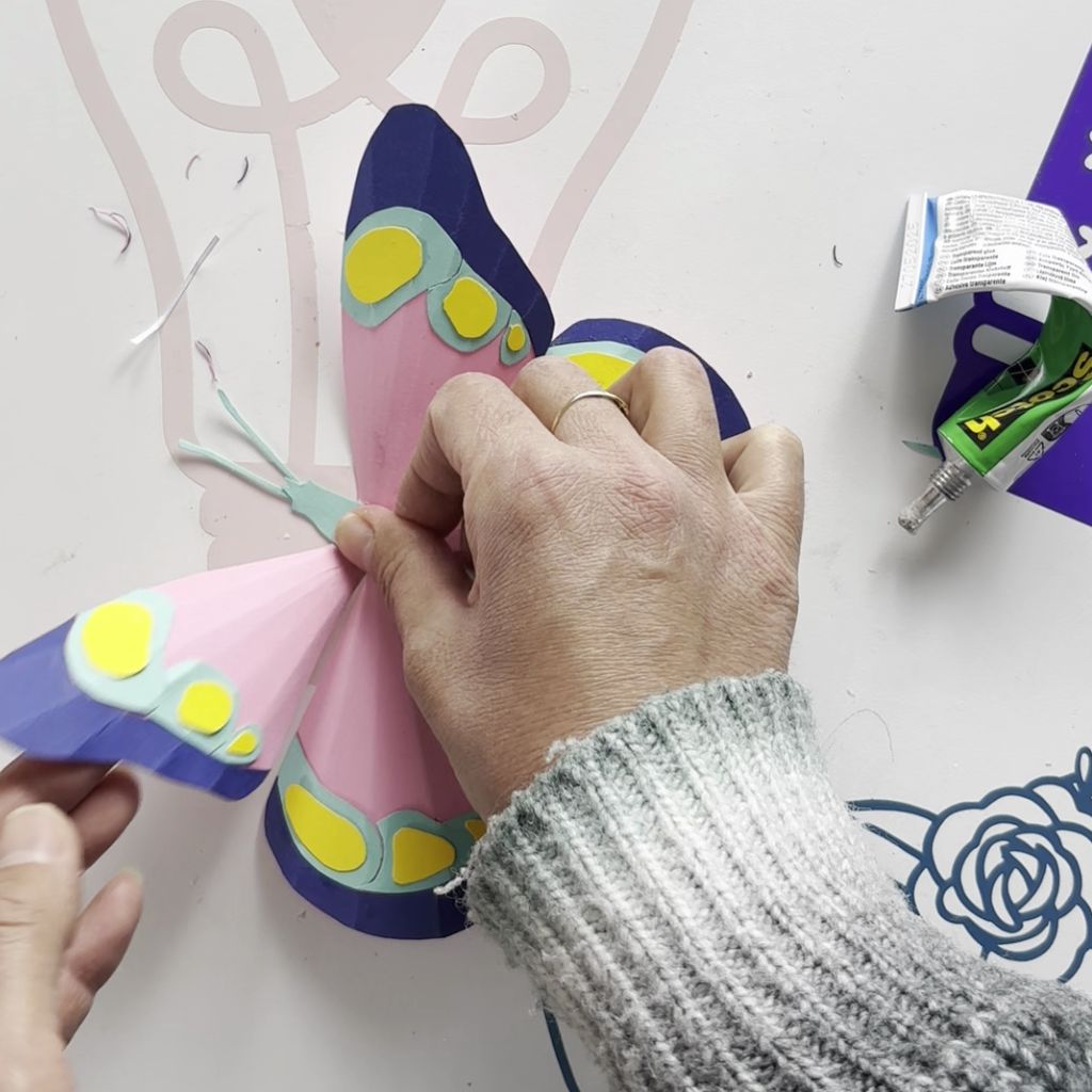 Etape 11 du tuto pour réaliser un papillon DIY