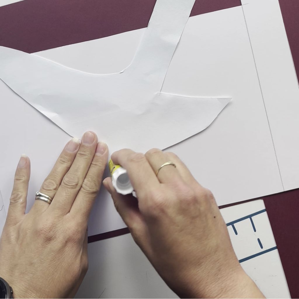 Etape 2 du tuto pour créer des hirondelles en papier