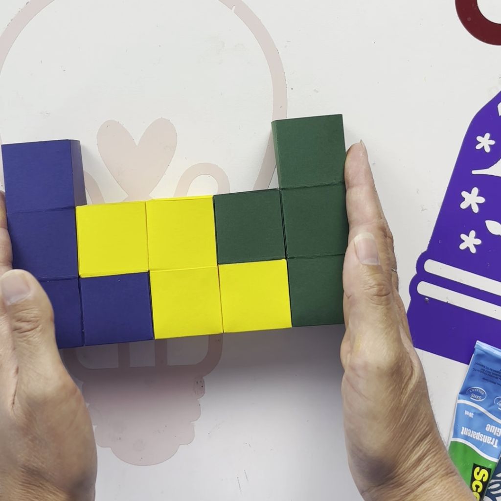 Etape 11 du tuto pour réaliser un pot rétro façon Tetris
