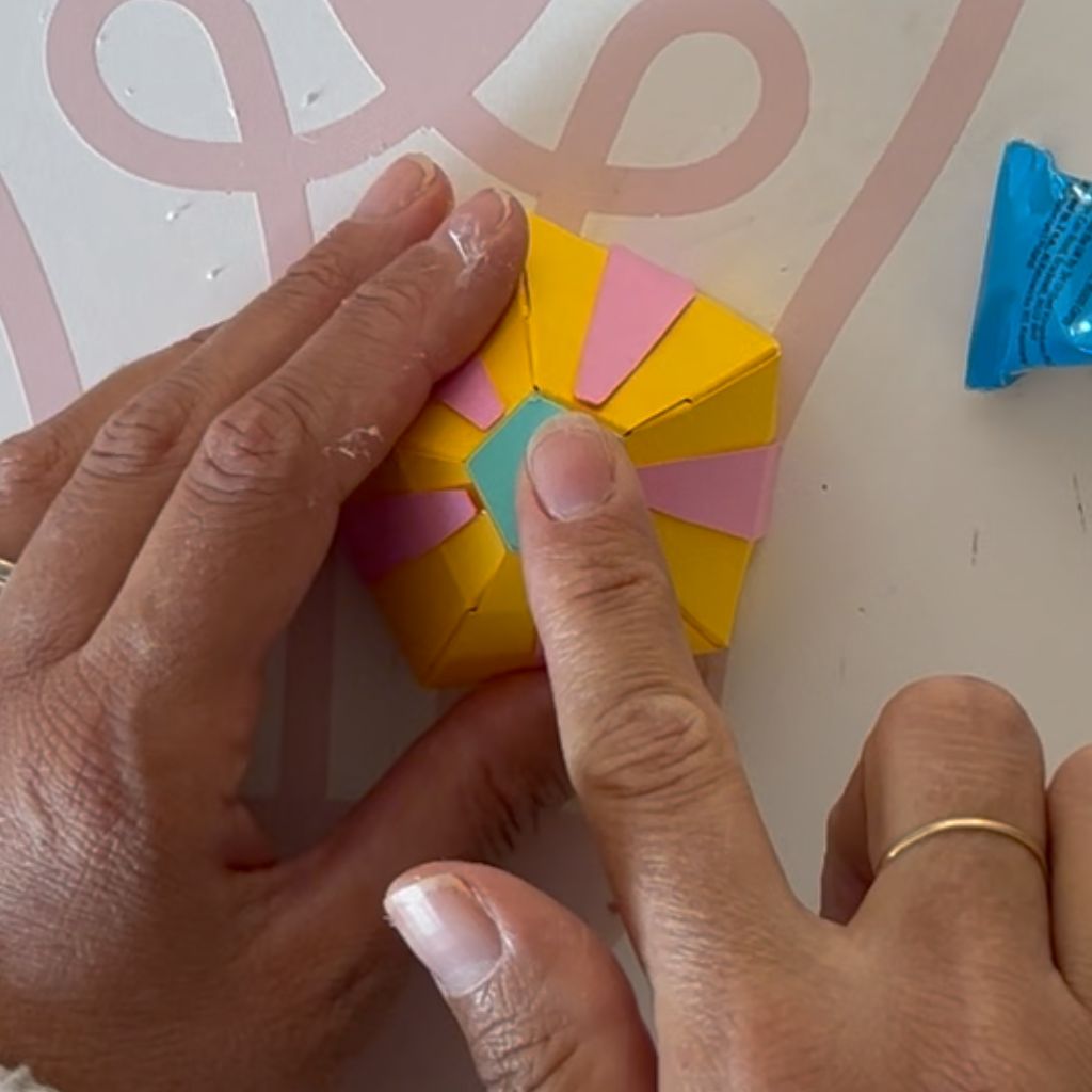 Etape 16 du tuto pour réaliser un champignon pop DIY