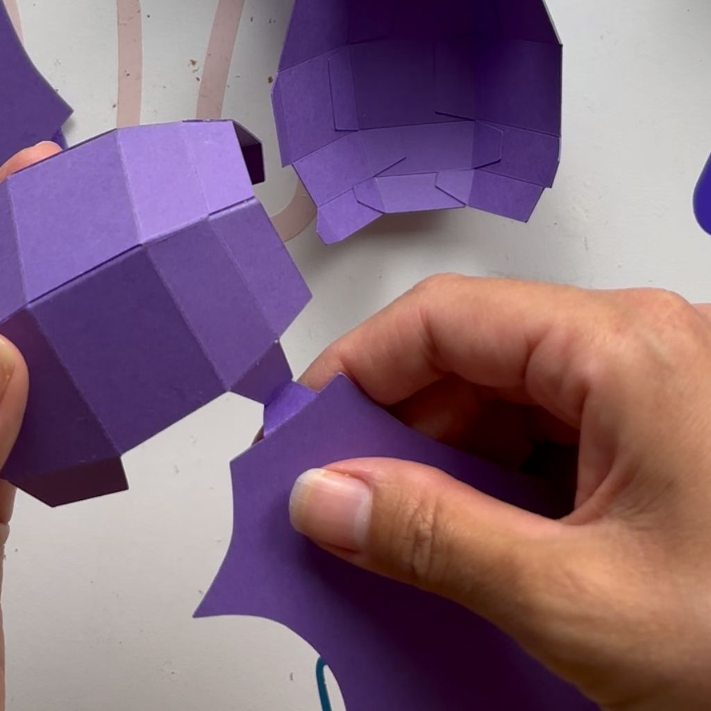 Etape 9 du tuto pour réaliser une chauve-souris 3D pour Halloween
