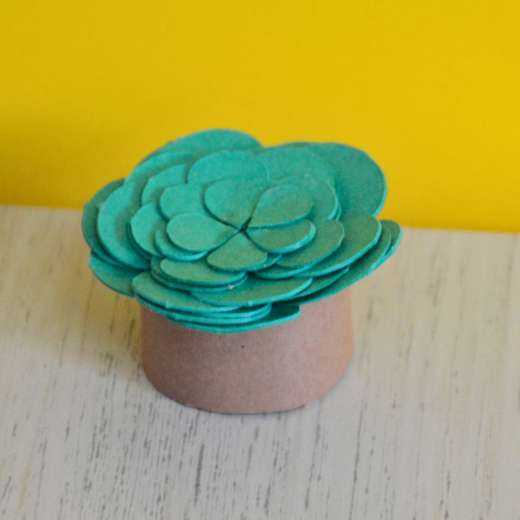 Succulente miniature en papier DIY