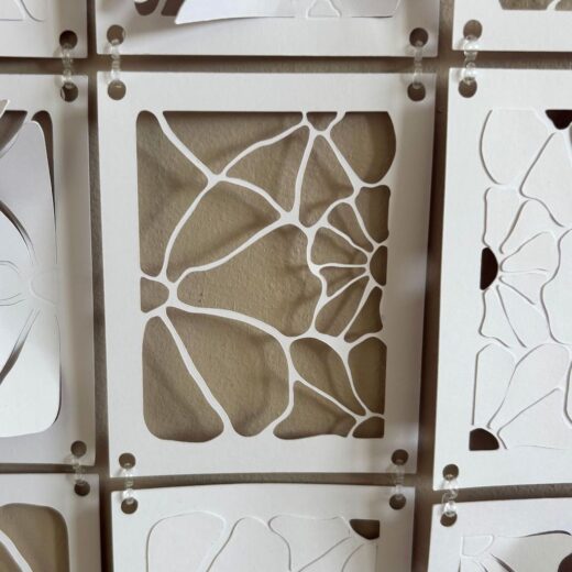 Panneaux de fleurs en dentelle pour une décoration poétique