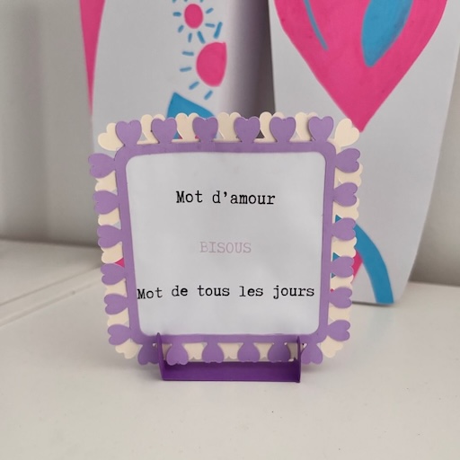 Cadre DIY à créer pour la saint-Valentin et à accompagner d'une photo ou d'un petit texte