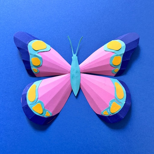 Papillon en papier multicolore DIY
